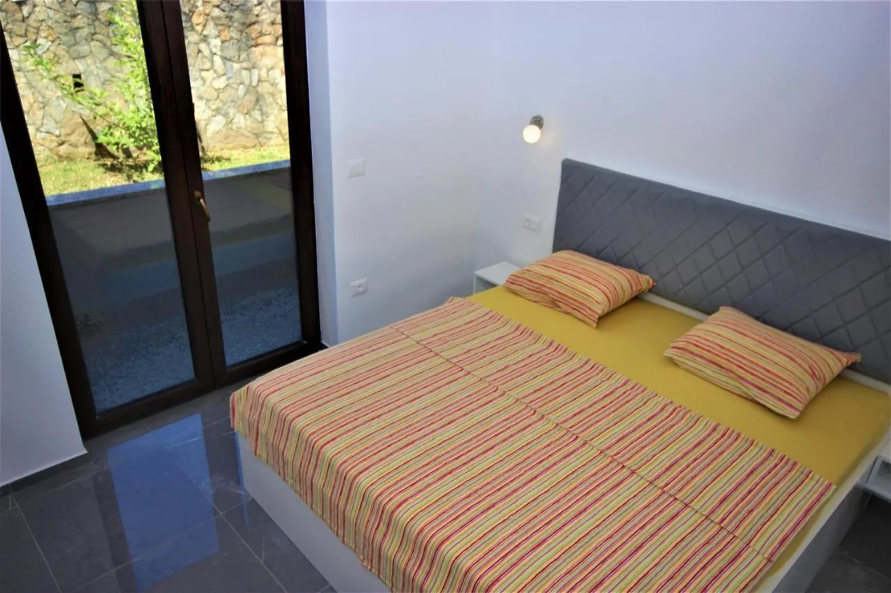 Apartments Smitran Banjole Kroatien
