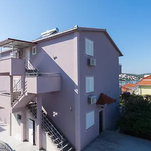 https://apartments-jaman.splithotels.org